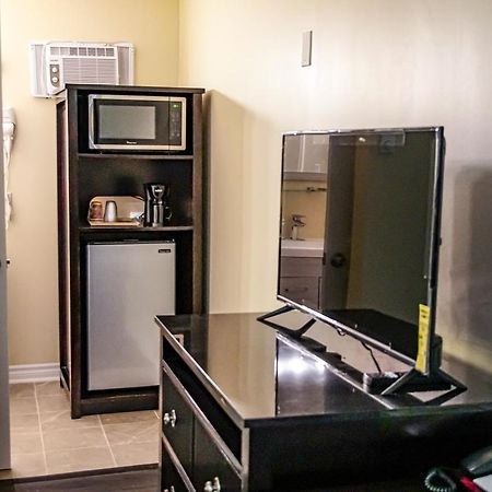 Skyland Motel Inn & Suites Huntsville Buitenkant foto